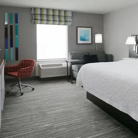 Hampton Inn By Hilton Wichita Northwest Exterior photo