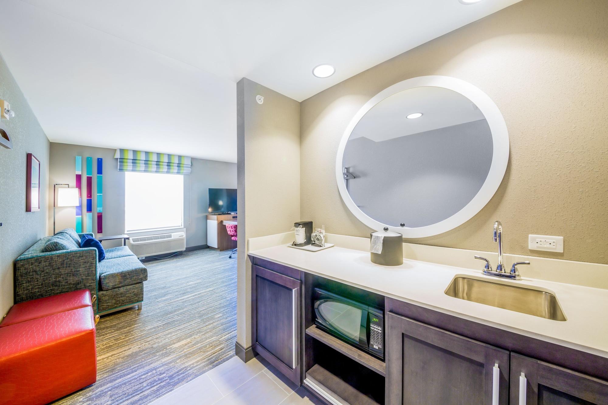 Hampton By Hilton Northwest 3*