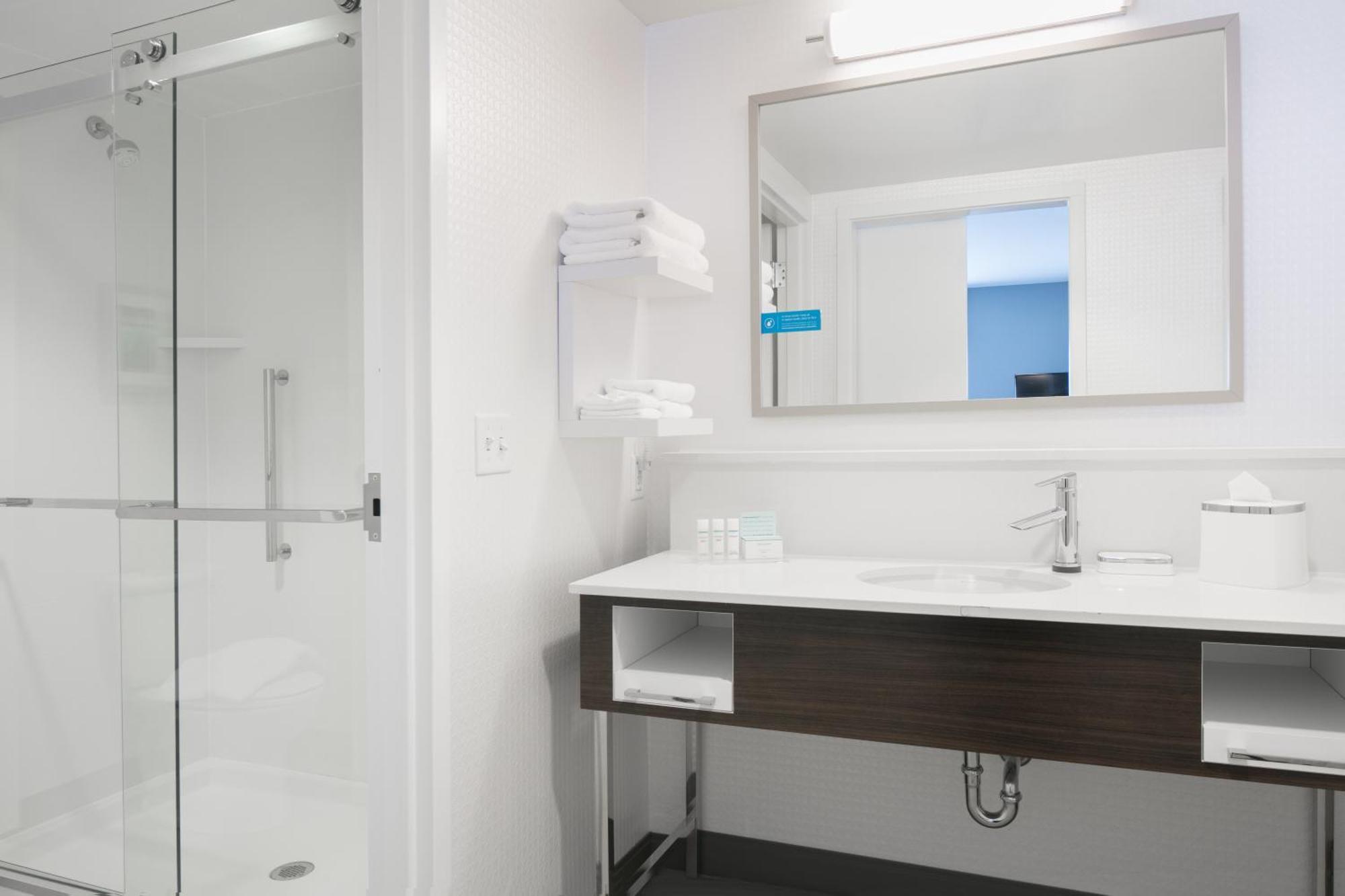 Hampton By Hilton Northwest Hotel 3*